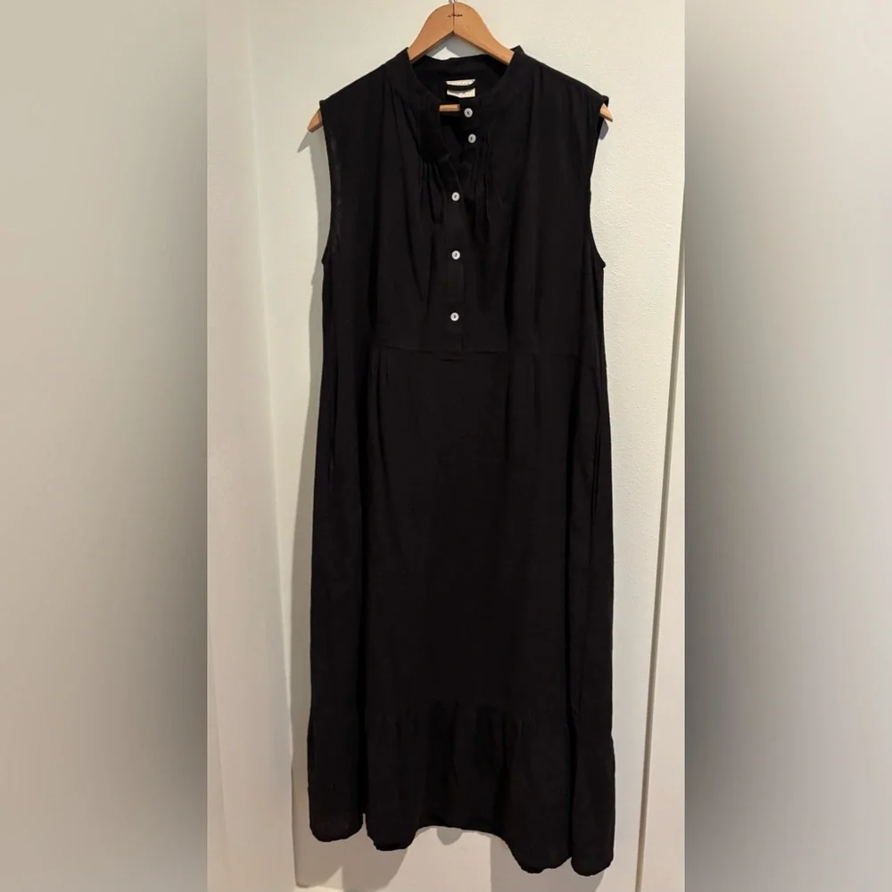 Curator SF - Faythe Sleeveless Black Midi Dress - Picture 1 of 11